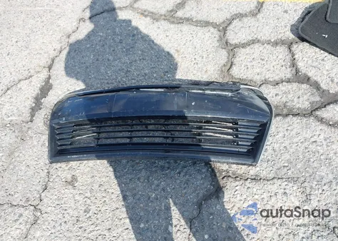 2014 Toyota Corolla S Plus z USA, uszkodzony, nr VIN 5YFBURHE2EP032625